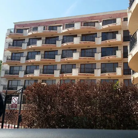 In River Park サニービーチ