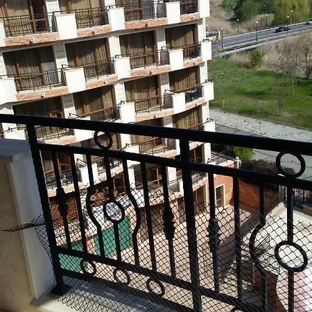 Apartment In River Park *