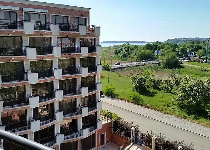 Appartement In River Park *